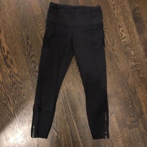 Lululemon 7/8 length leggings with zippers